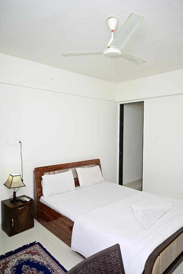 Niva Stays Skyline Pune