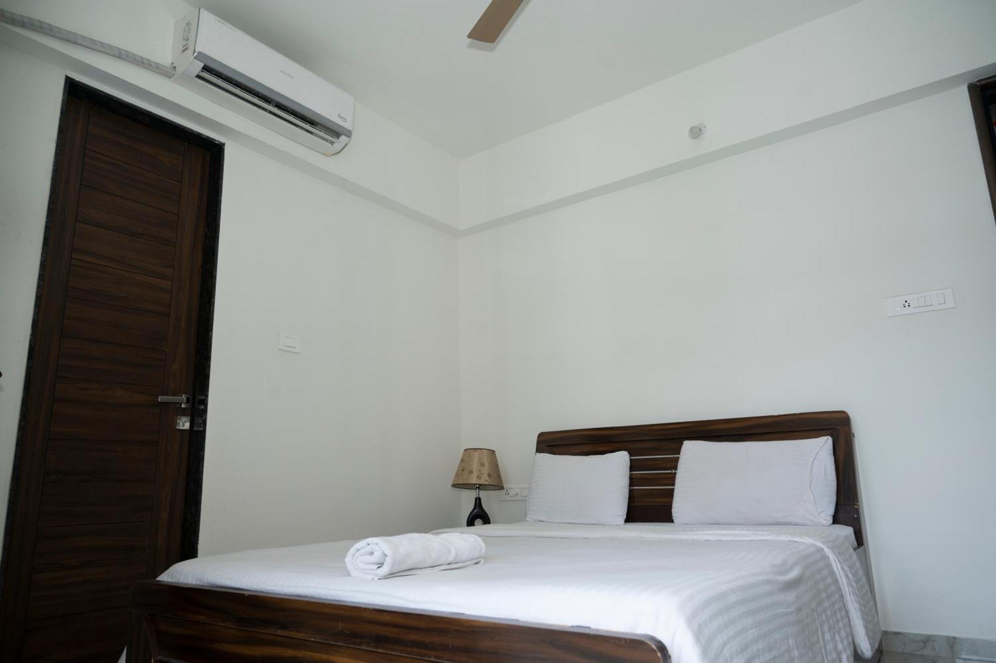 Guest house Niva Stays Skyline *