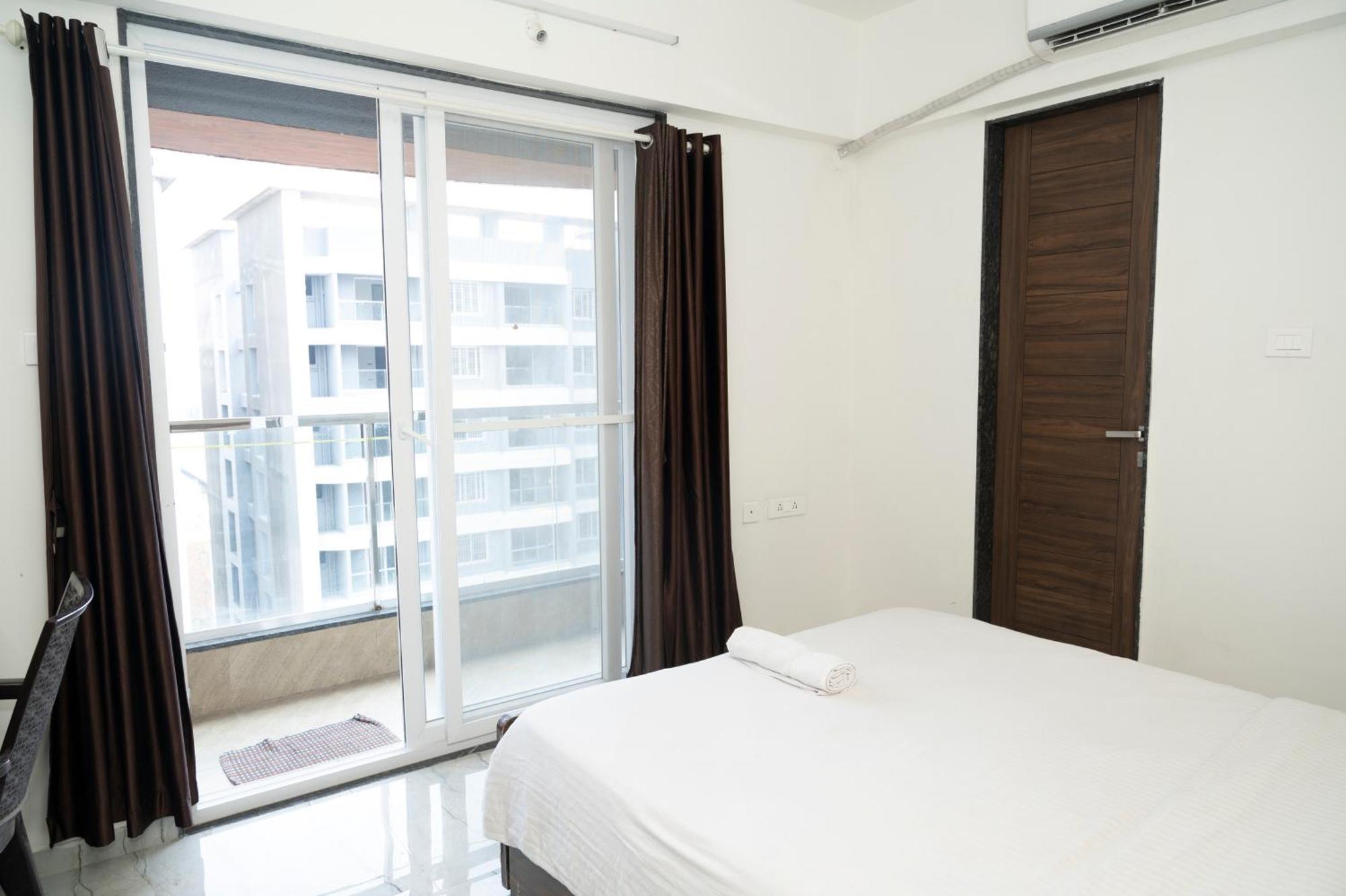 Niva Stays Skyline Guest house Pune
